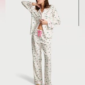 Victoria Secret Pajama Set